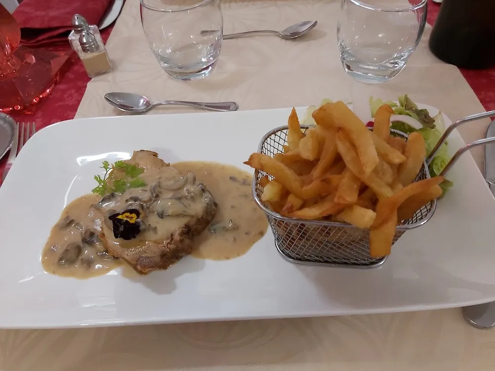 Rôti de Veau Frite Sauce Blanche Au Cèpe